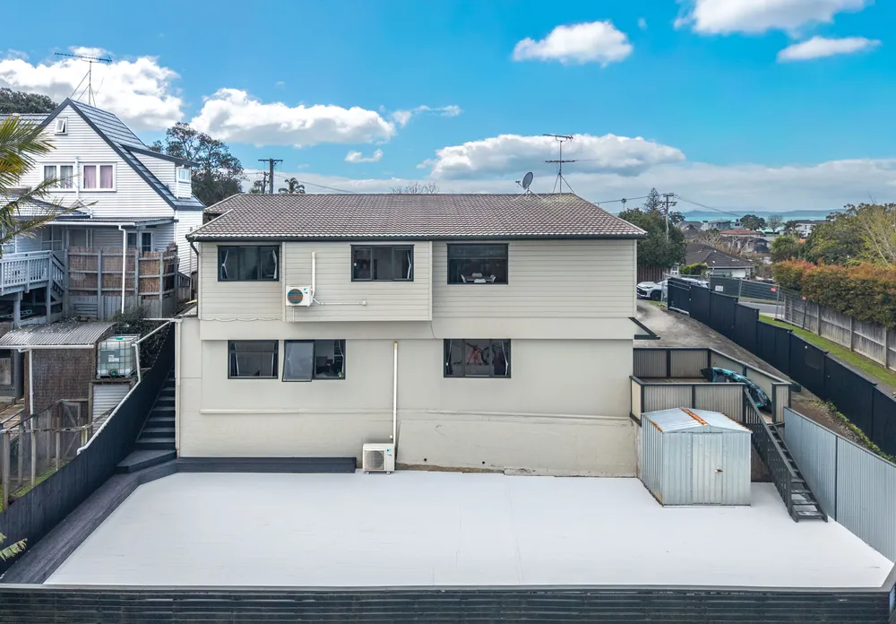 Photos of 21 Beach Road