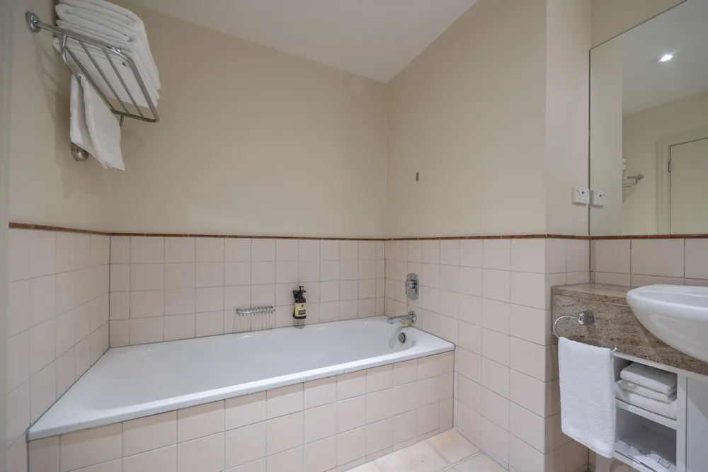 Photos of 1110/22 Nelson Street