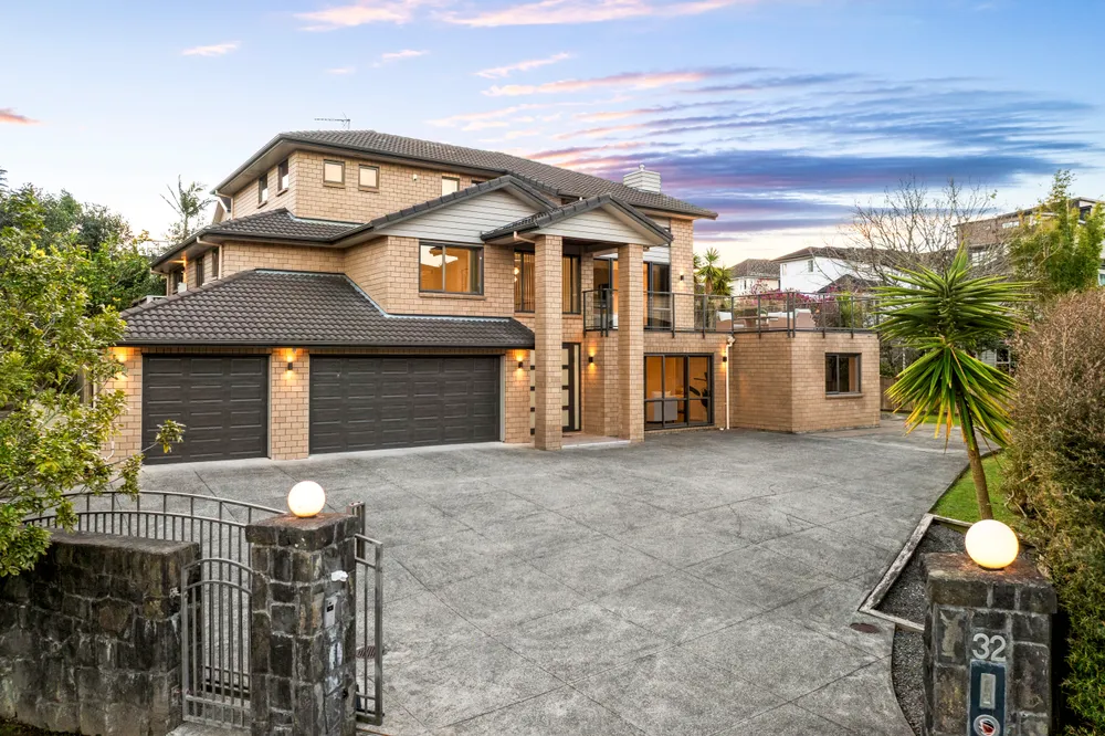 Photos of 32 Kilkelly Avenue