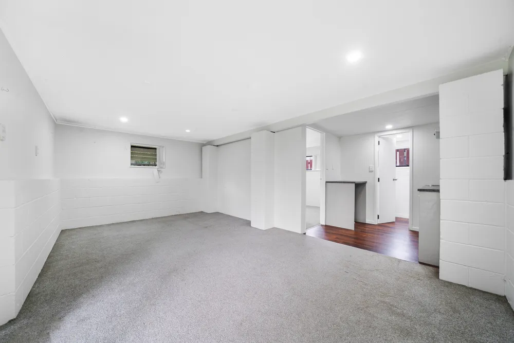 Photos of 16A Mclean Avenue