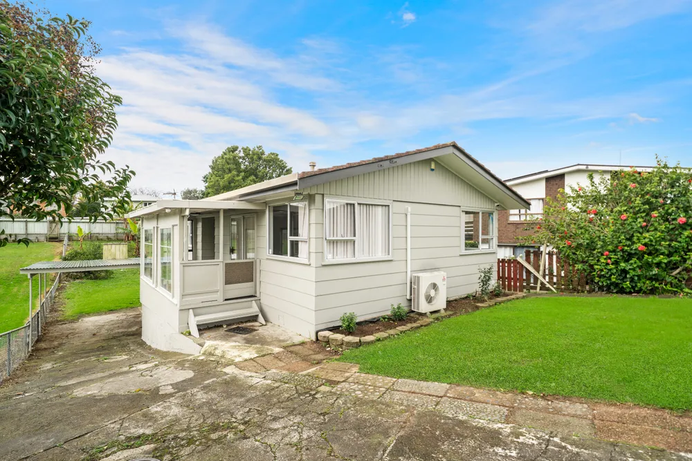 Photos of 16A Mclean Avenue