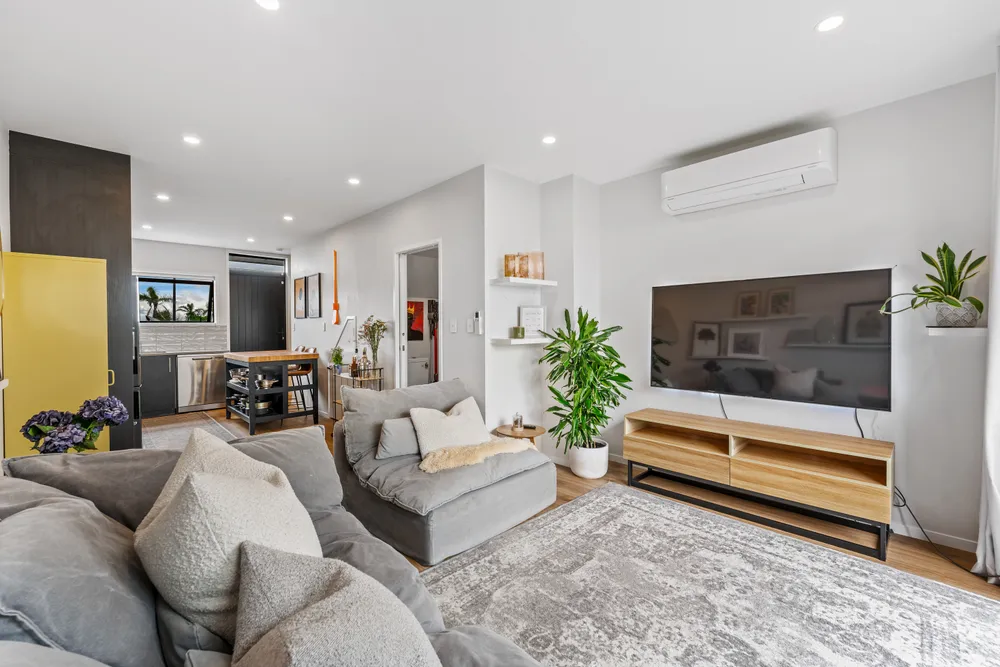 Photos of 45 Treloar Crescent