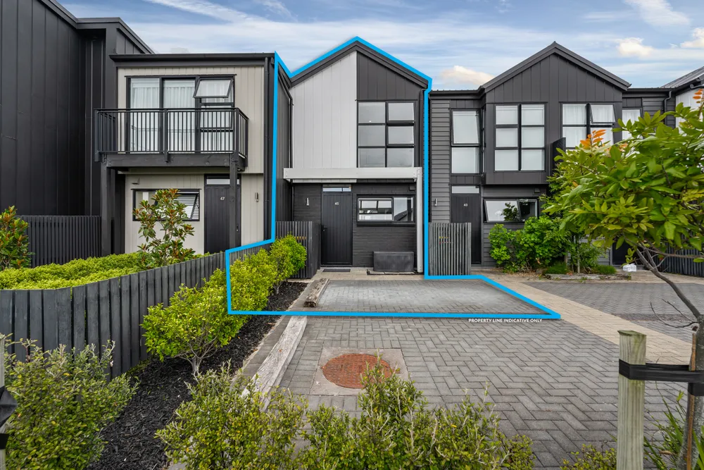 Photos of 45 Treloar Crescent