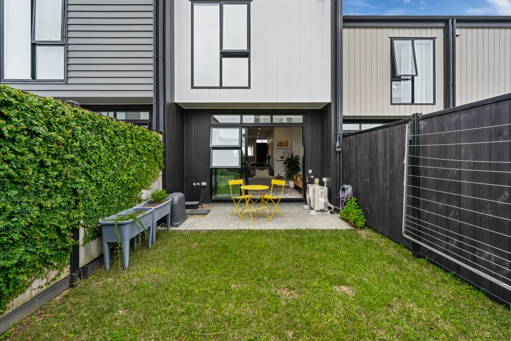 Photos of 45 Treloar Crescent