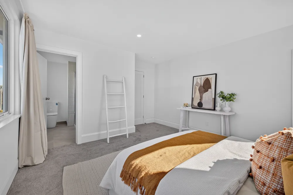 Photos of 61 Lindsay Street