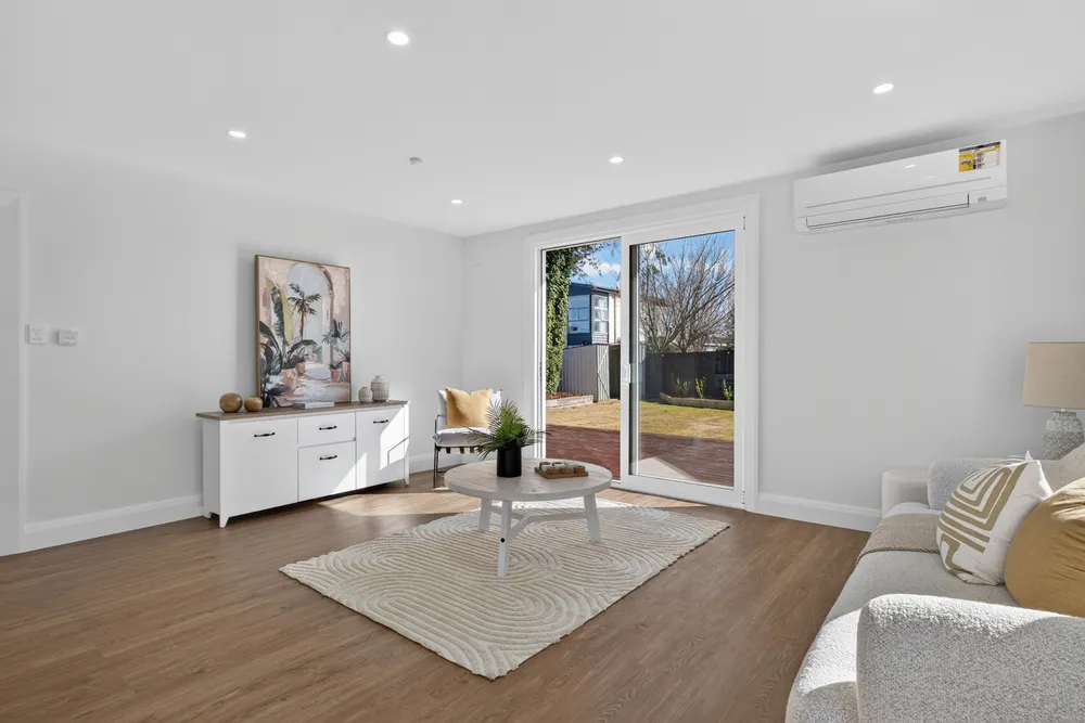 Photos of 61 Lindsay Street