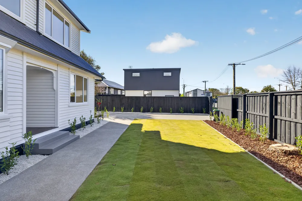 Photos of 61 Lindsay Street