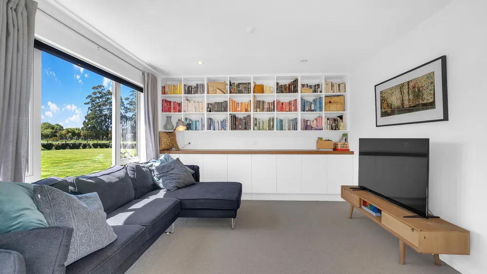 Photos of 48 Gressons Road