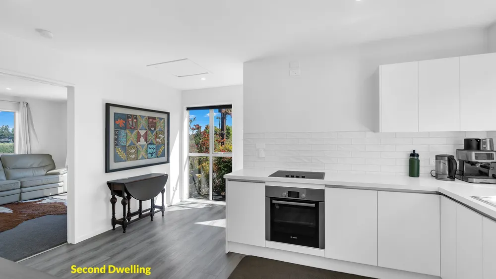 Photos of 48 Gressons Road
