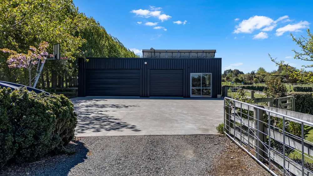Photos of 48 Gressons Road