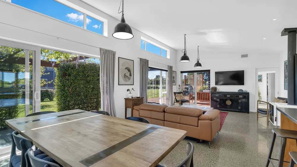 Photos of 48 Gressons Road