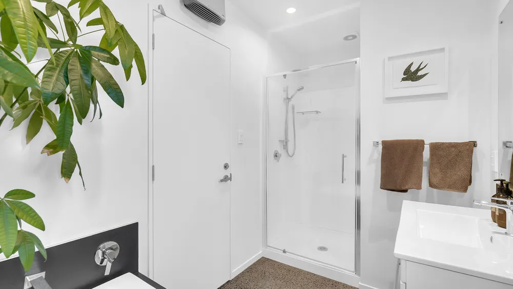 Photos of 48 Gressons Road
