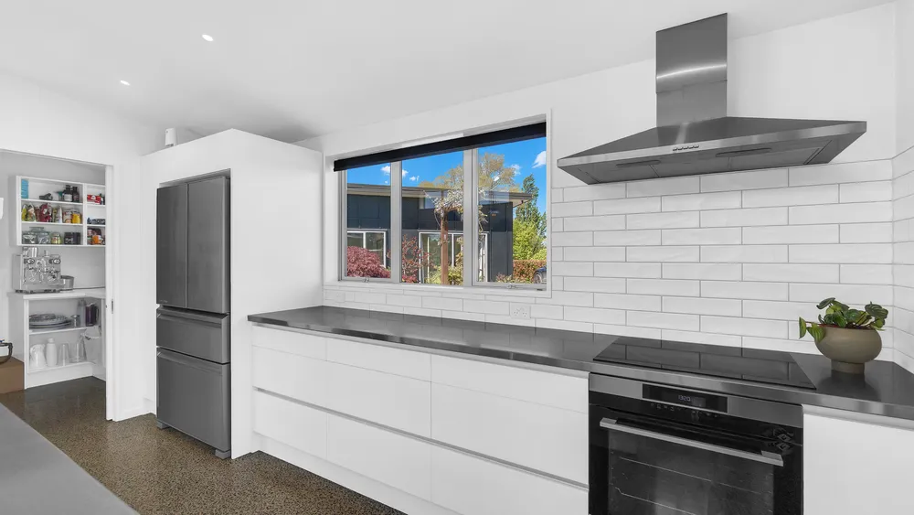 Photos of 48 Gressons Road