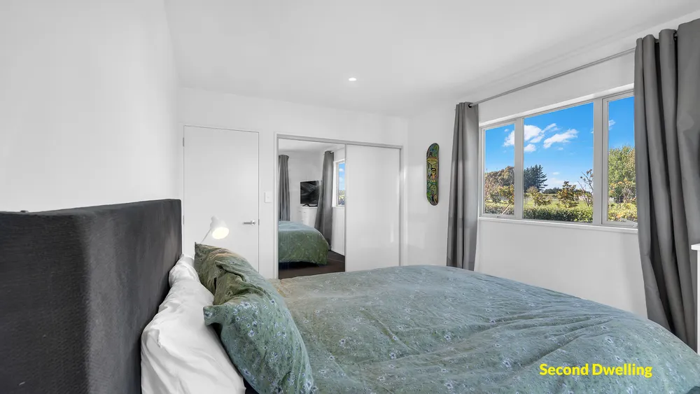 Photos of 48 Gressons Road