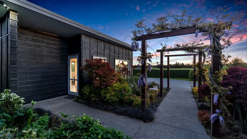 Photos of 48 Gressons Road