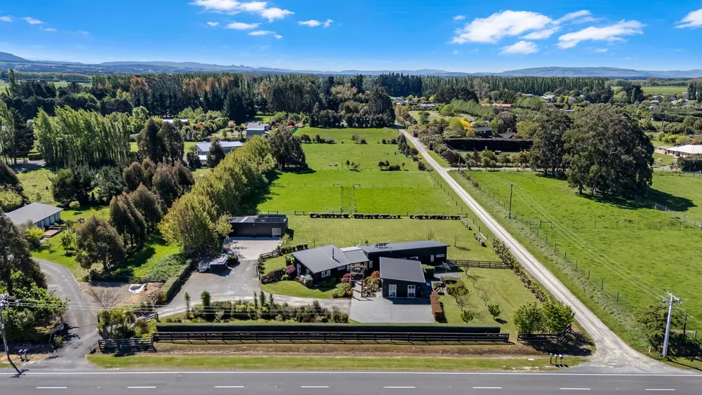 Photos of 48 Gressons Road