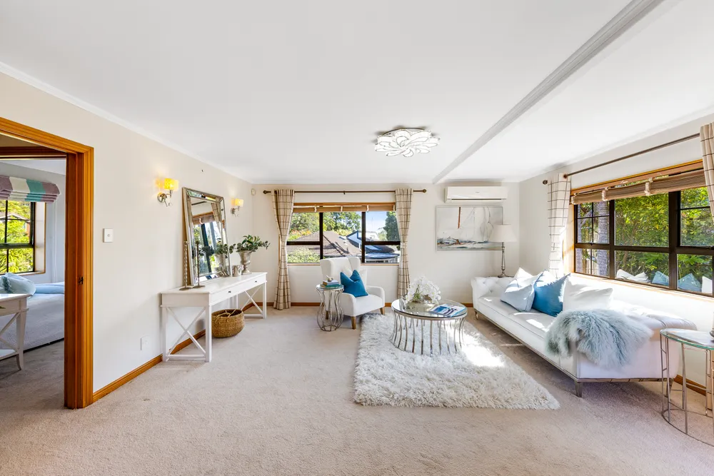 Photos of 4 Eleanor Place