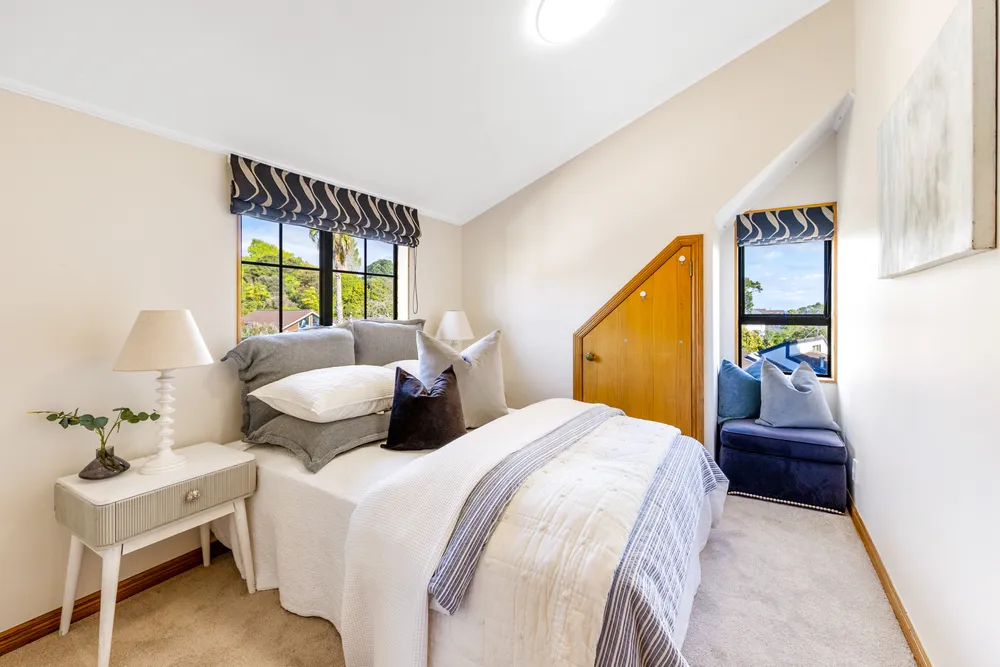 Photos of 4 Eleanor Place