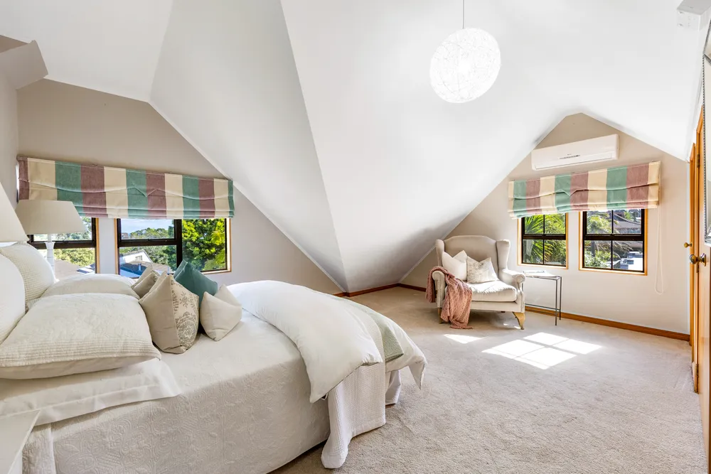 Photos of 4 Eleanor Place