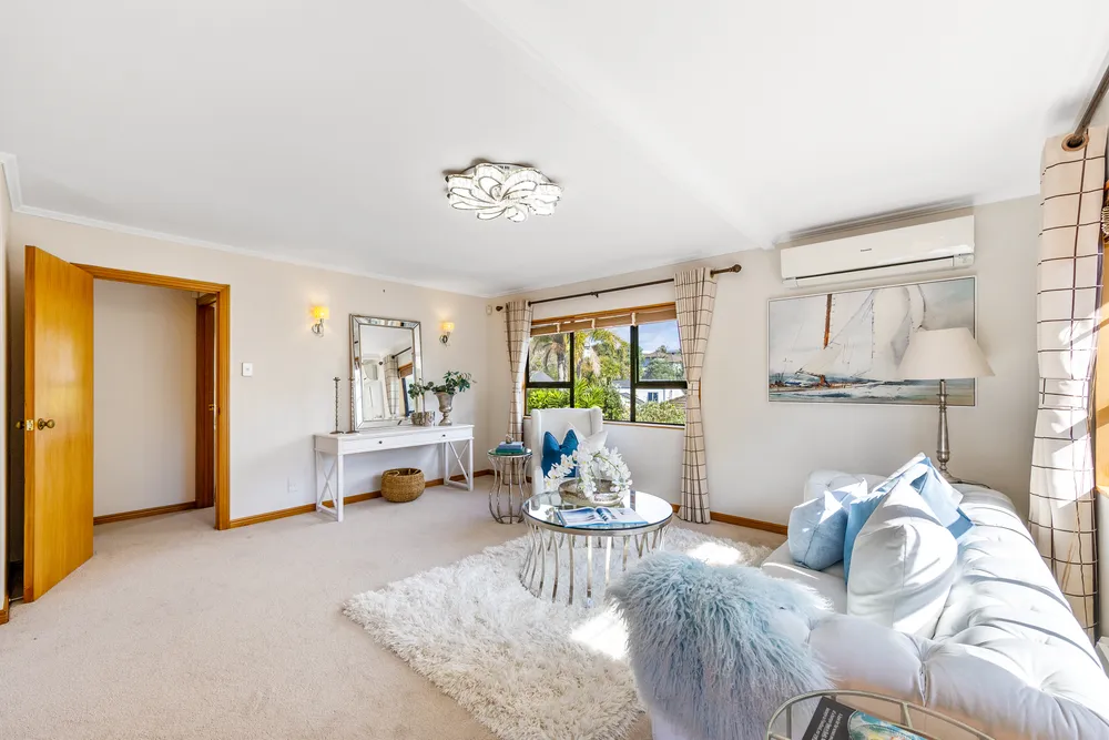 Photos of 4 Eleanor Place
