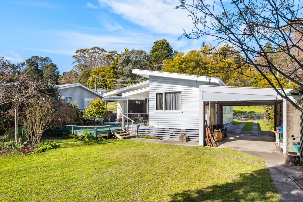 Photos of 40 Darwin Road