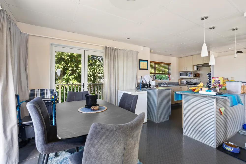 Photos of 3 Whimp Avenue