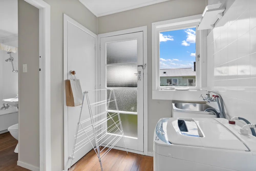 Photos of 3 Whimp Avenue