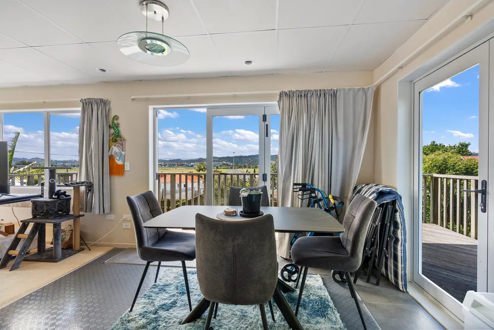 Photos of 3 Whimp Avenue