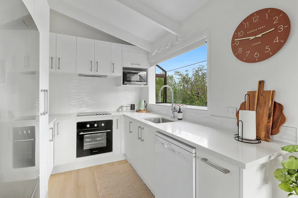 Photos of 22b Alexander Road