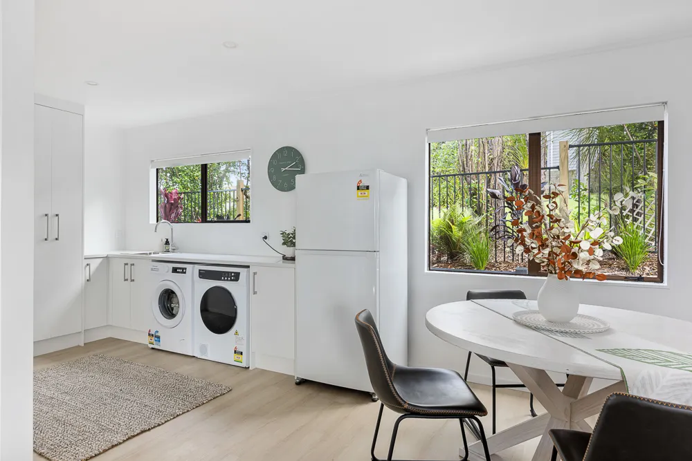 Photos of 22b Alexander Road