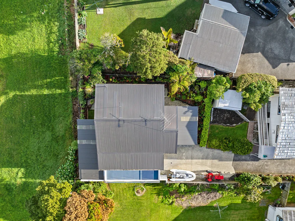 Photos of 22b Alexander Road