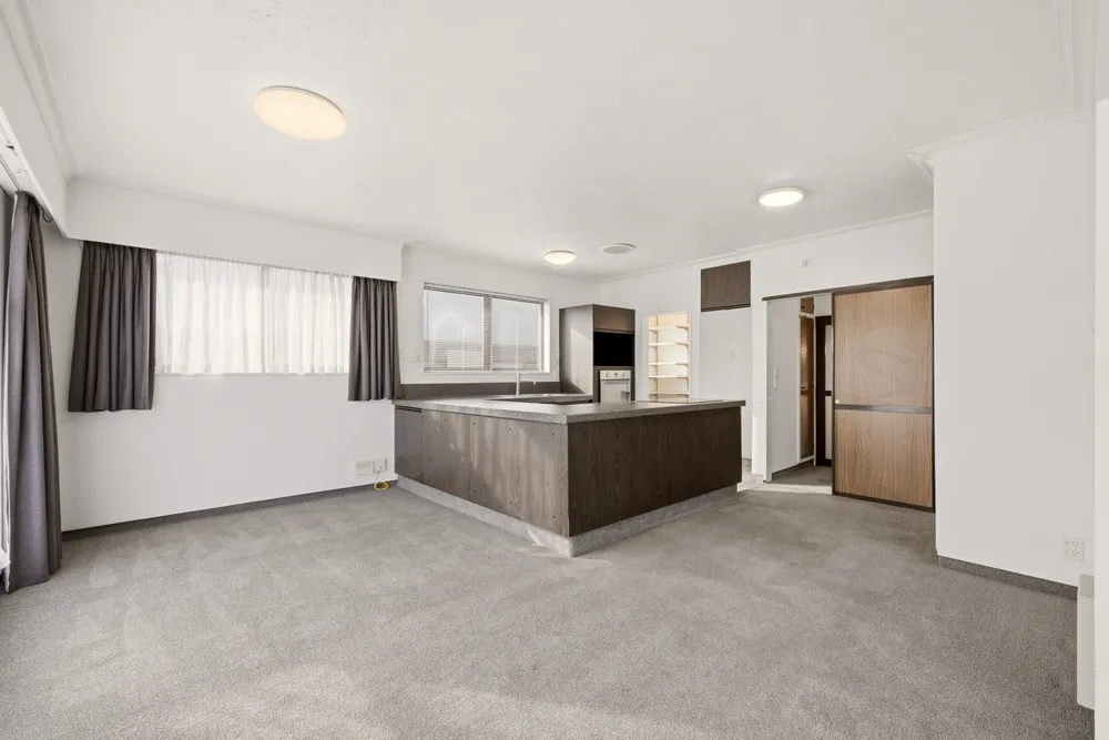 Photos of 54 Highsted Road