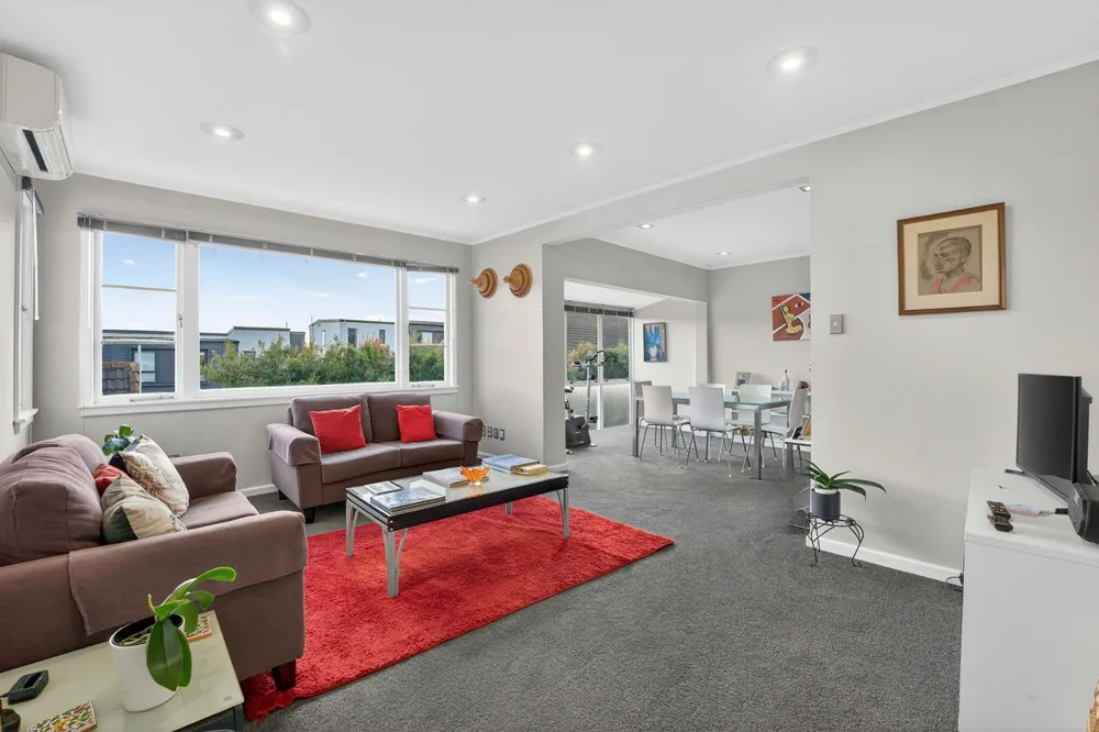 Photos of 1/68 Atkin Avenue