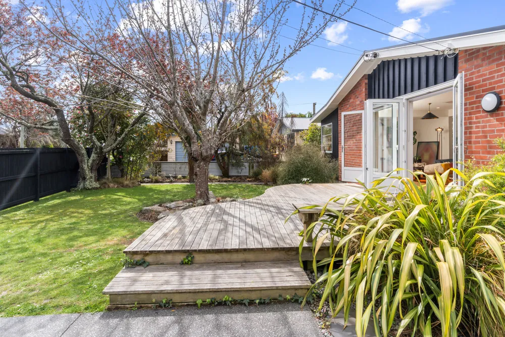 Photos of 77 Hillsborough Terrace