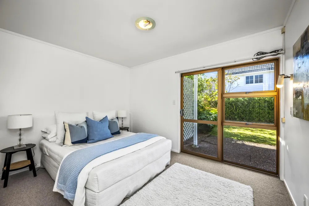 Photos of 2/13 Saltburn Road