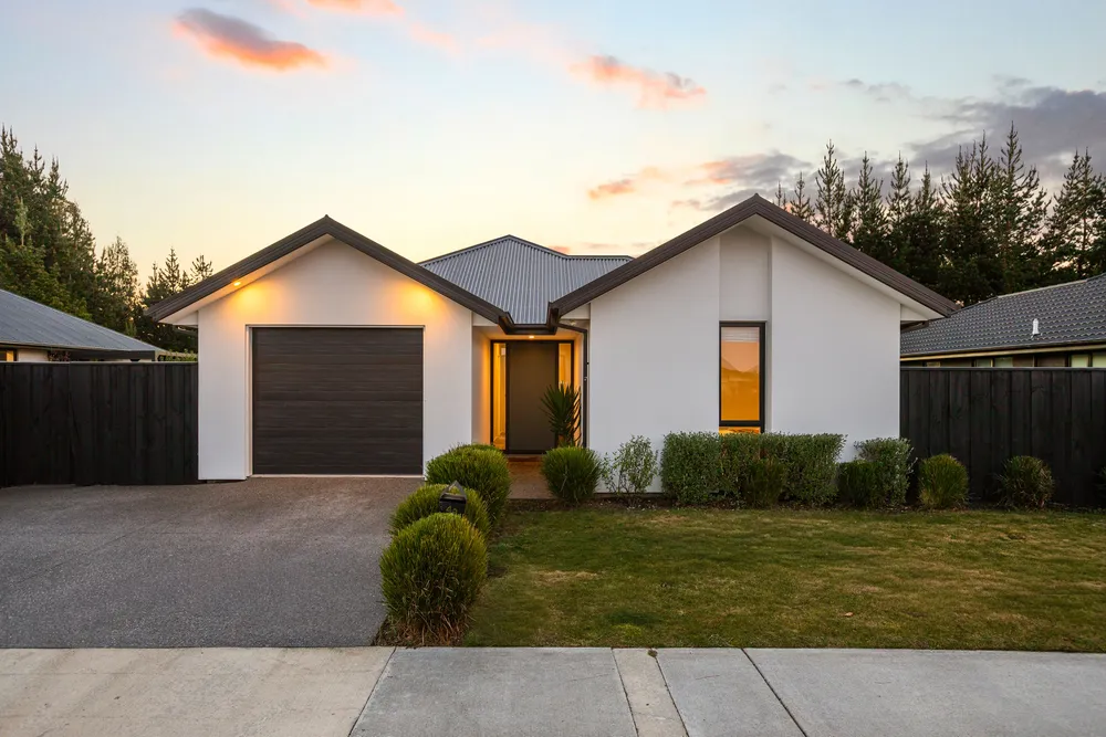 Photos of 49 Quinn Crescent