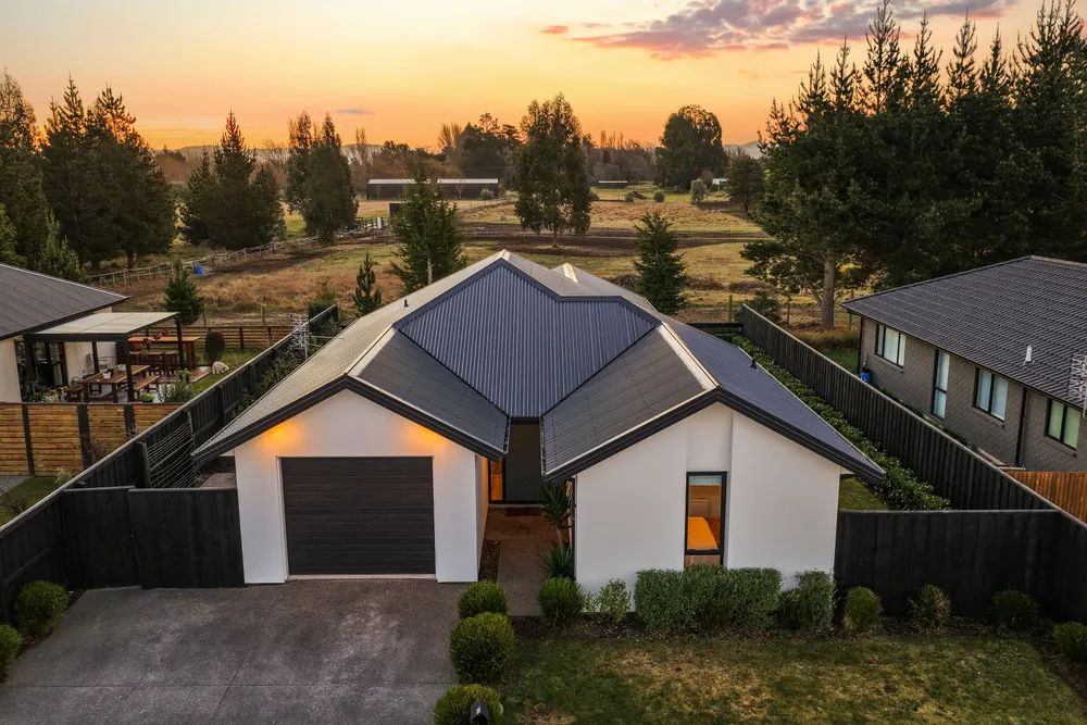 Photos of 49 Quinn Crescent