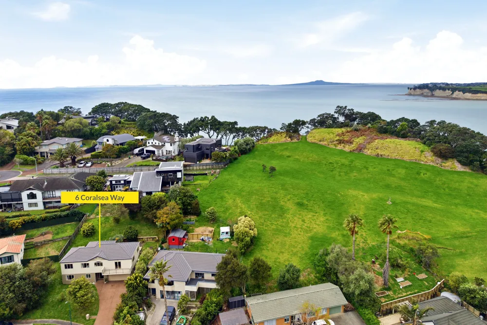 Photos of 6 Coralsea Way