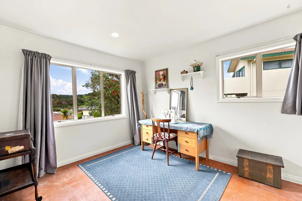 Photos of 6 Coralsea Way