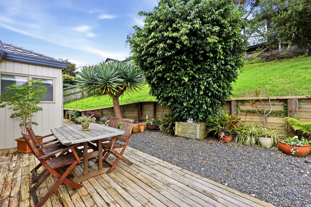 Photos of 6 Coralsea Way