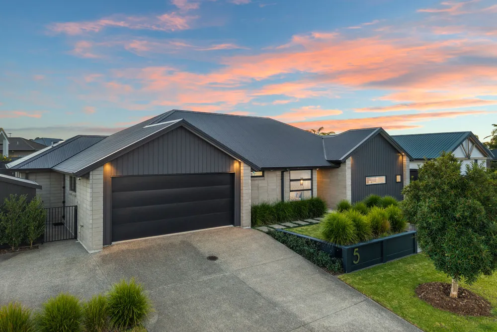 Photos of 5 Sophora Place