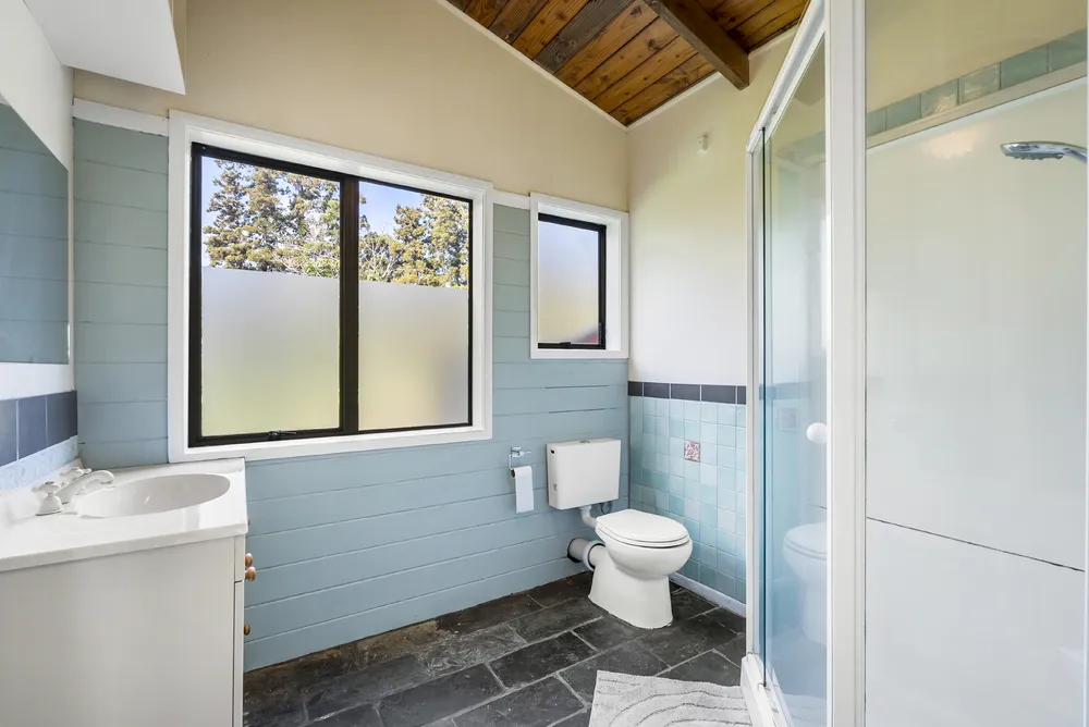 Photos of 8 Waitoki Road