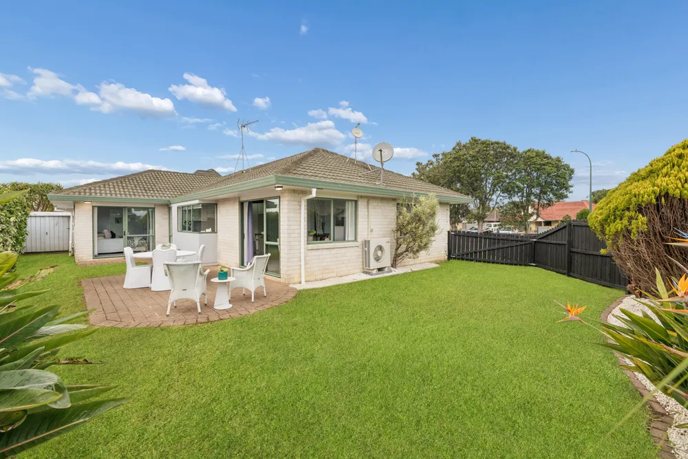 Photos of 15 Lushington Place