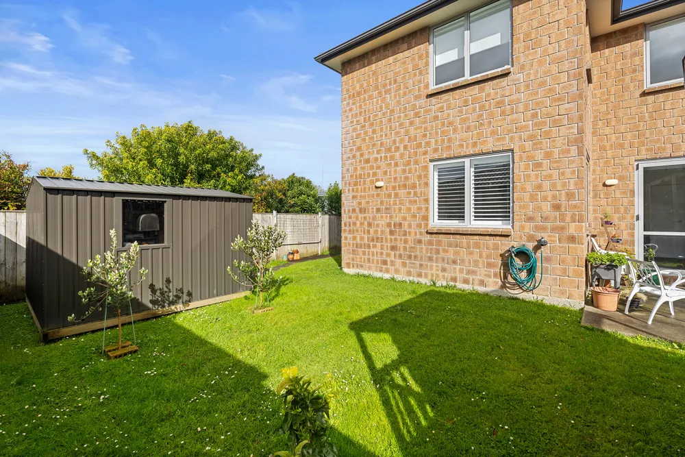 Photos of 83 Riverside Road