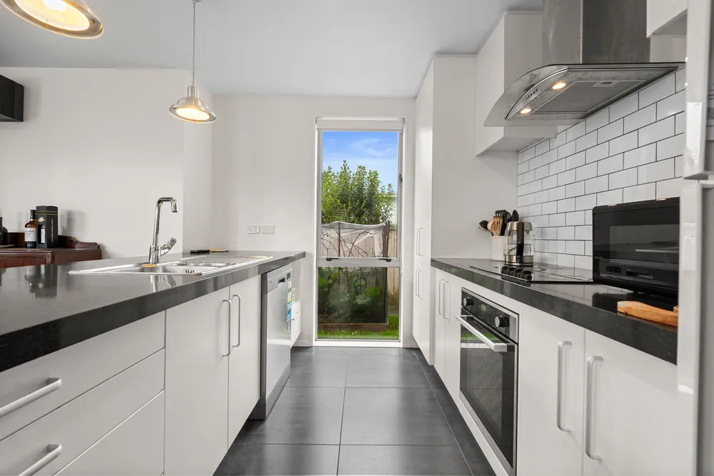 Photos of 83 Riverside Road