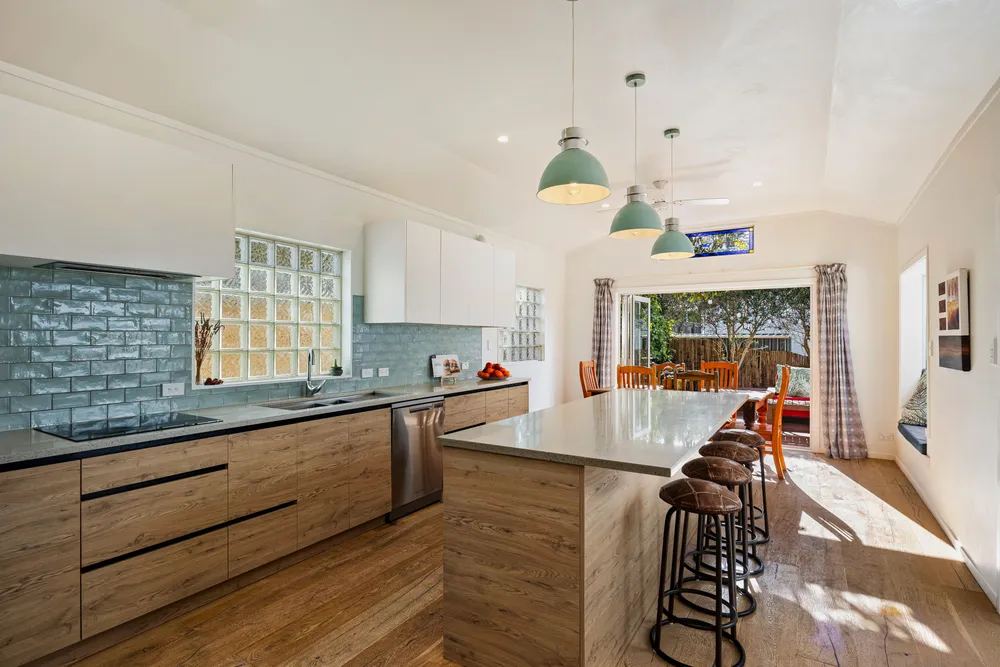 Photos of 1 Highland Road
