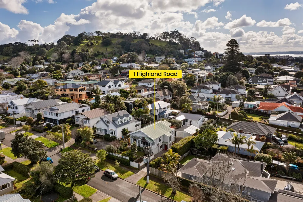 Photos of 1 Highland Road