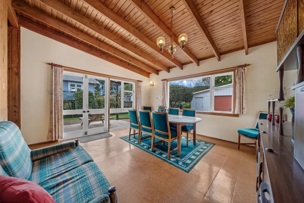 Photos of 16 Huntingtree Avenue