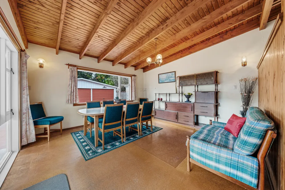 Photos of 16 Huntingtree Avenue