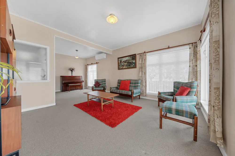 Photos of 16 Huntingtree Avenue